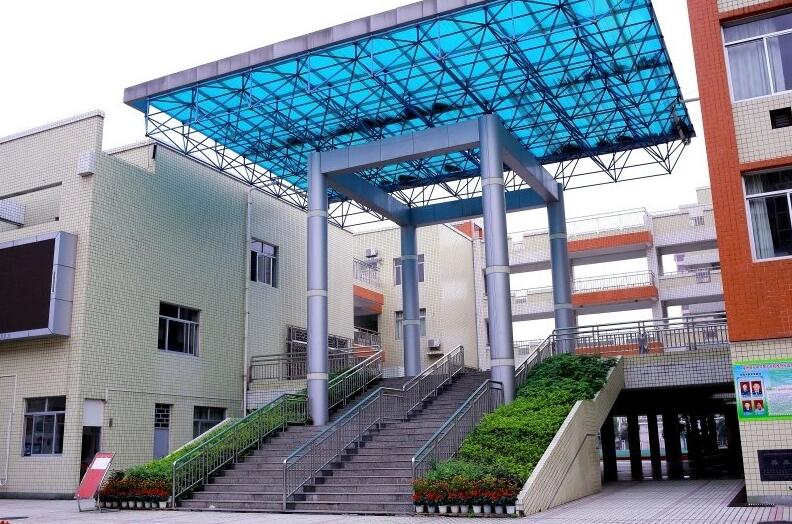 屏东中学屏北分校校园